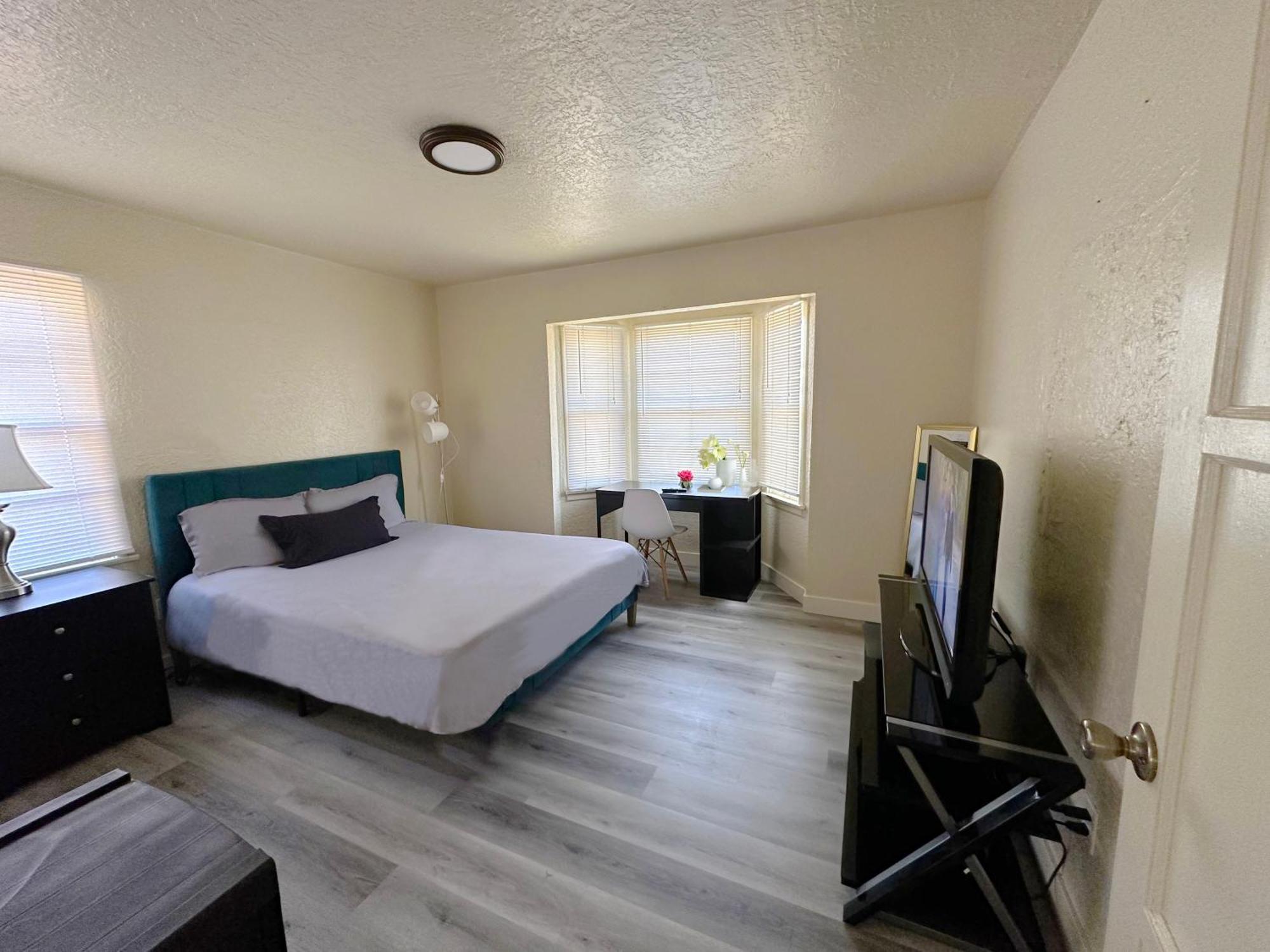 Entire Lovely 3-Bedroom Home W Yard, Parking Chula Vista Eksteriør billede