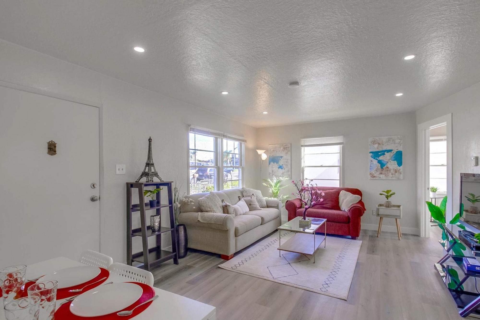 Entire Lovely 3-Bedroom Home W Yard, Parking Chula Vista Eksteriør billede